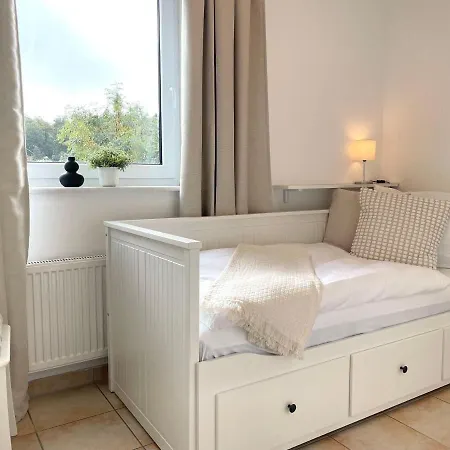 Haus-am-waldbad-fewo-21 Апартаменты Куксхафен